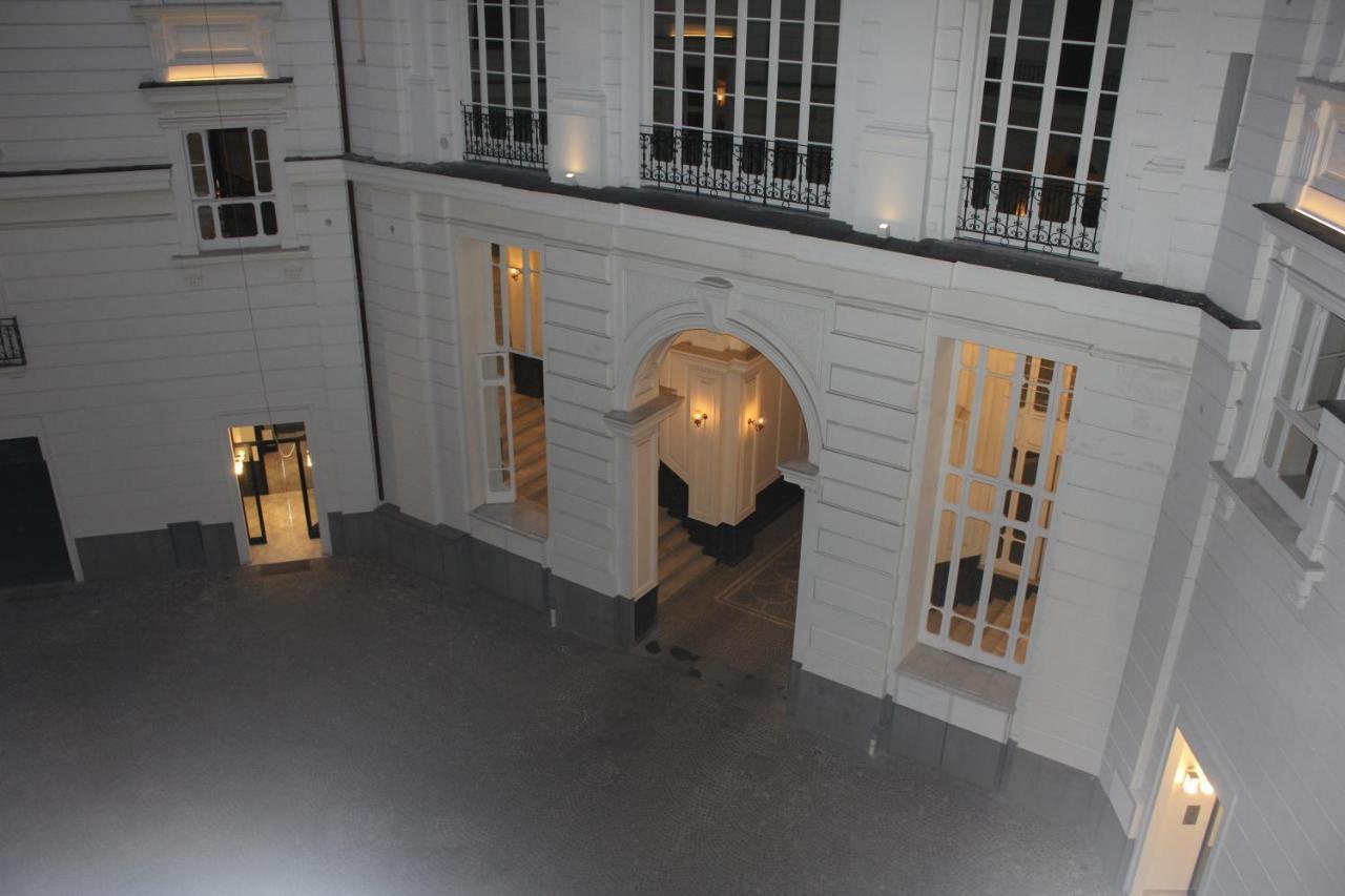Fafgrandsuitenapoli Exterior foto