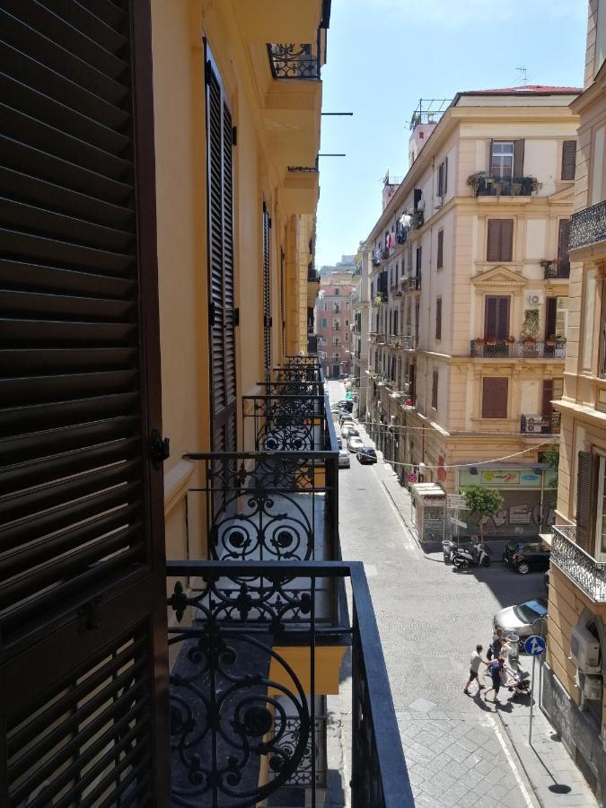 Fafgrandsuitenapoli Exterior foto